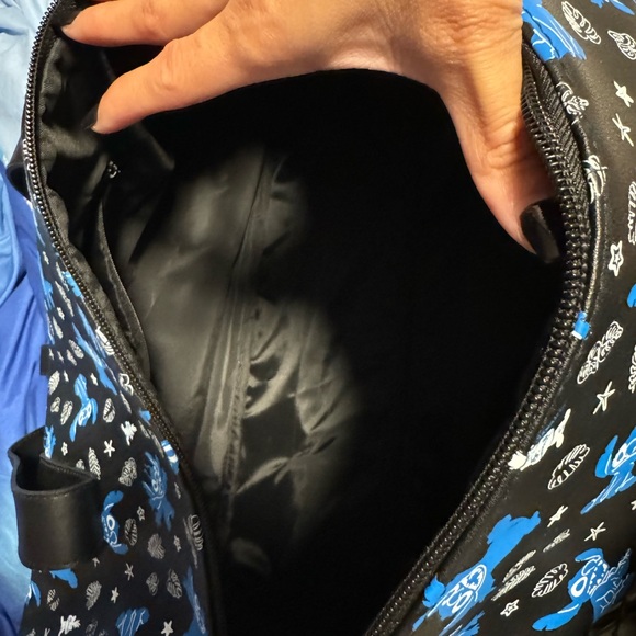 Stitch duffel - Picture 2 of 5